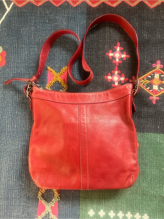 Coach Handbags - Vintage Coach Cherry Red Leather Slouchy Hobo Bag Y2K Boho